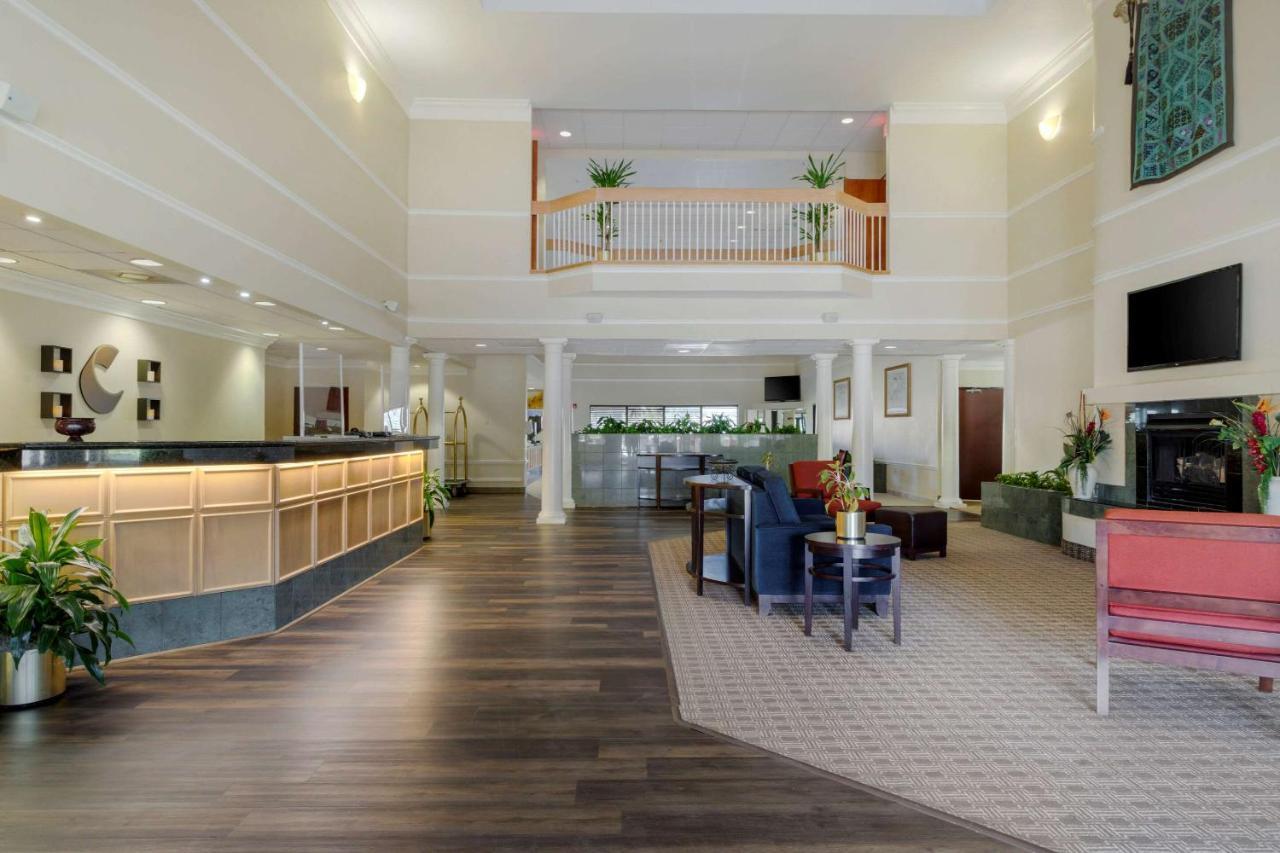 Comfort Suites La Porte Buitenkant foto
