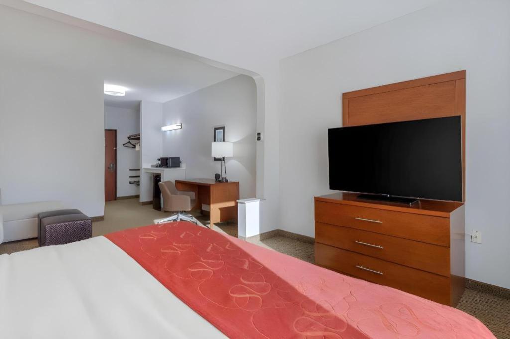 Comfort Suites La Porte Buitenkant foto
